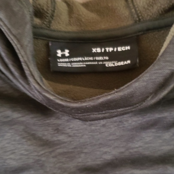 Under Armour XS Hoodie - Picture 3 of 4